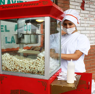 Máquinas de Alimentos, algodon de azucar, crispetas, crispeteras, fuente de chocolate, perros calientes